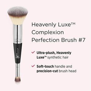 IT Cosmetics HEAVENLY Brush #7 Sealed in Tube NEW!